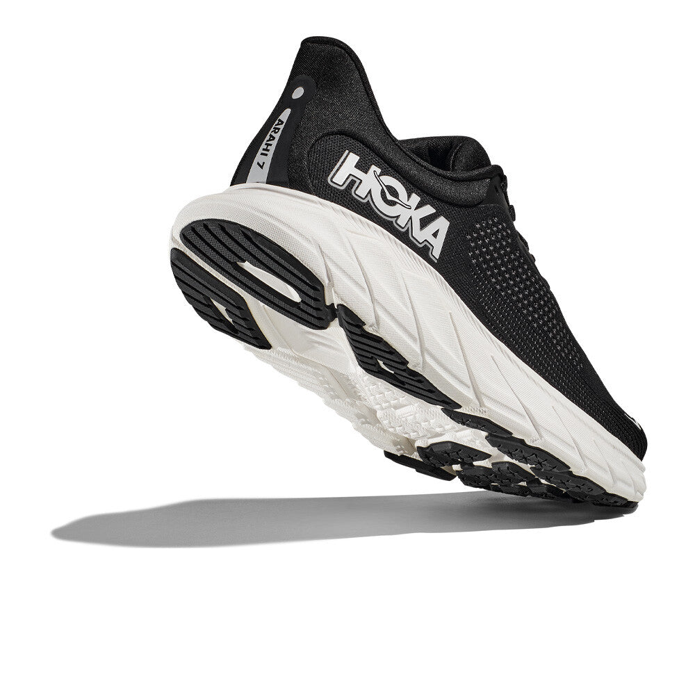 HOKA ARAHI 7