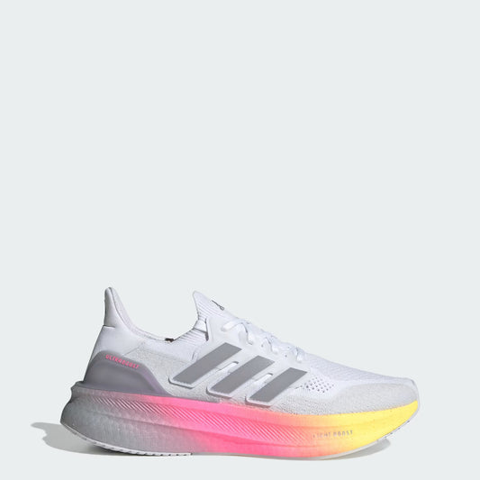 Running shoes adidas Ultraboost 5